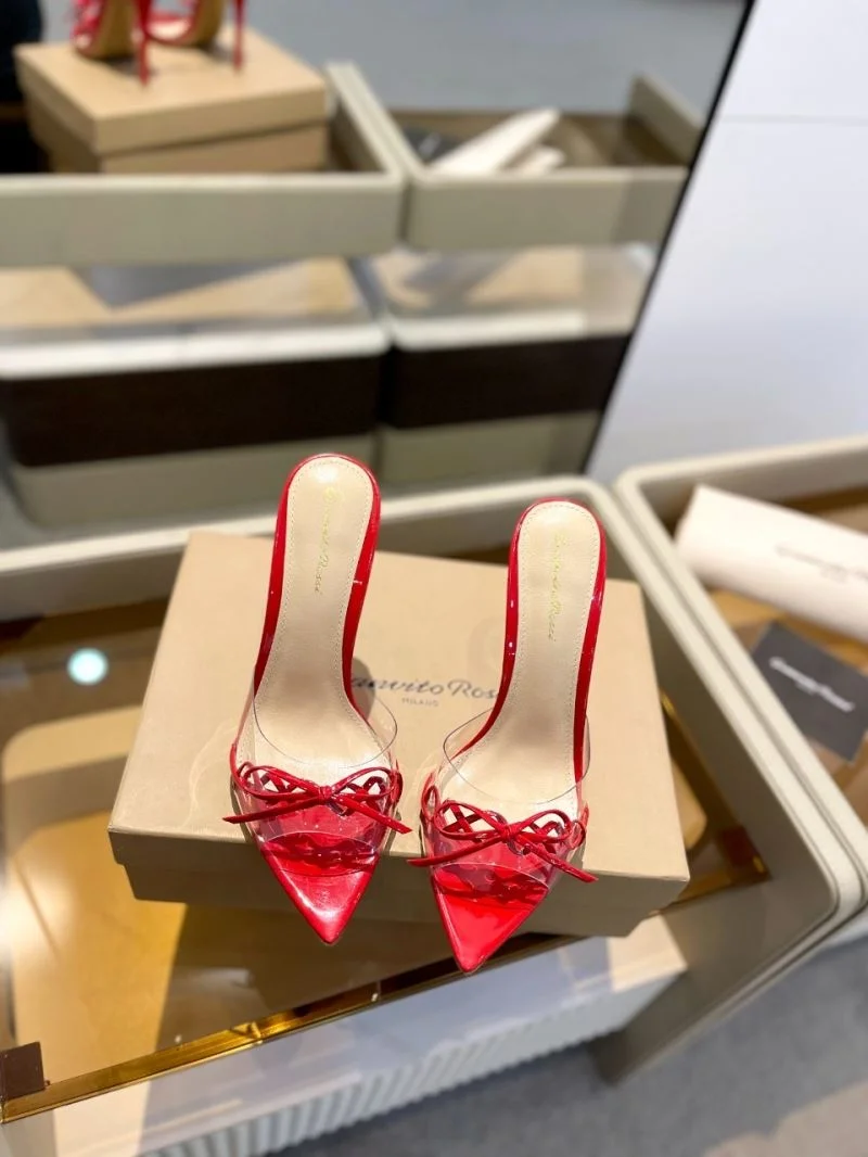 Elegant Gianvito Rossi Sandals 10001