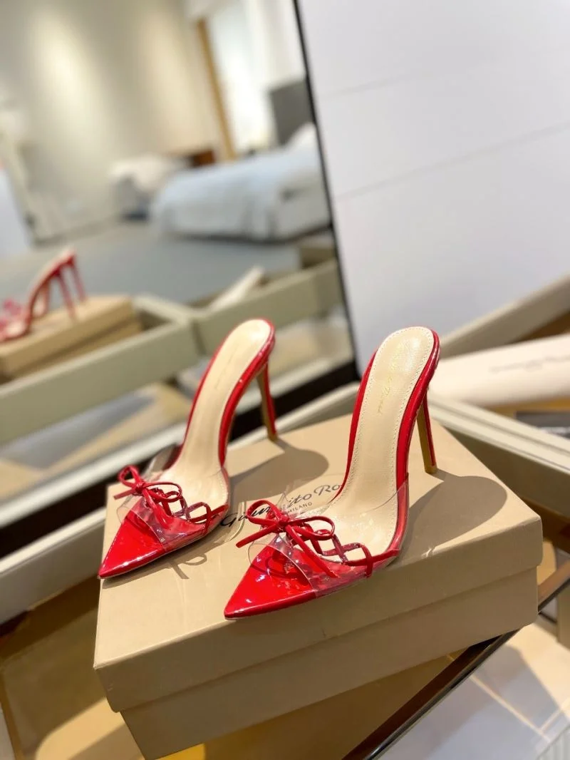 Elegant Gianvito Rossi Sandals 10001