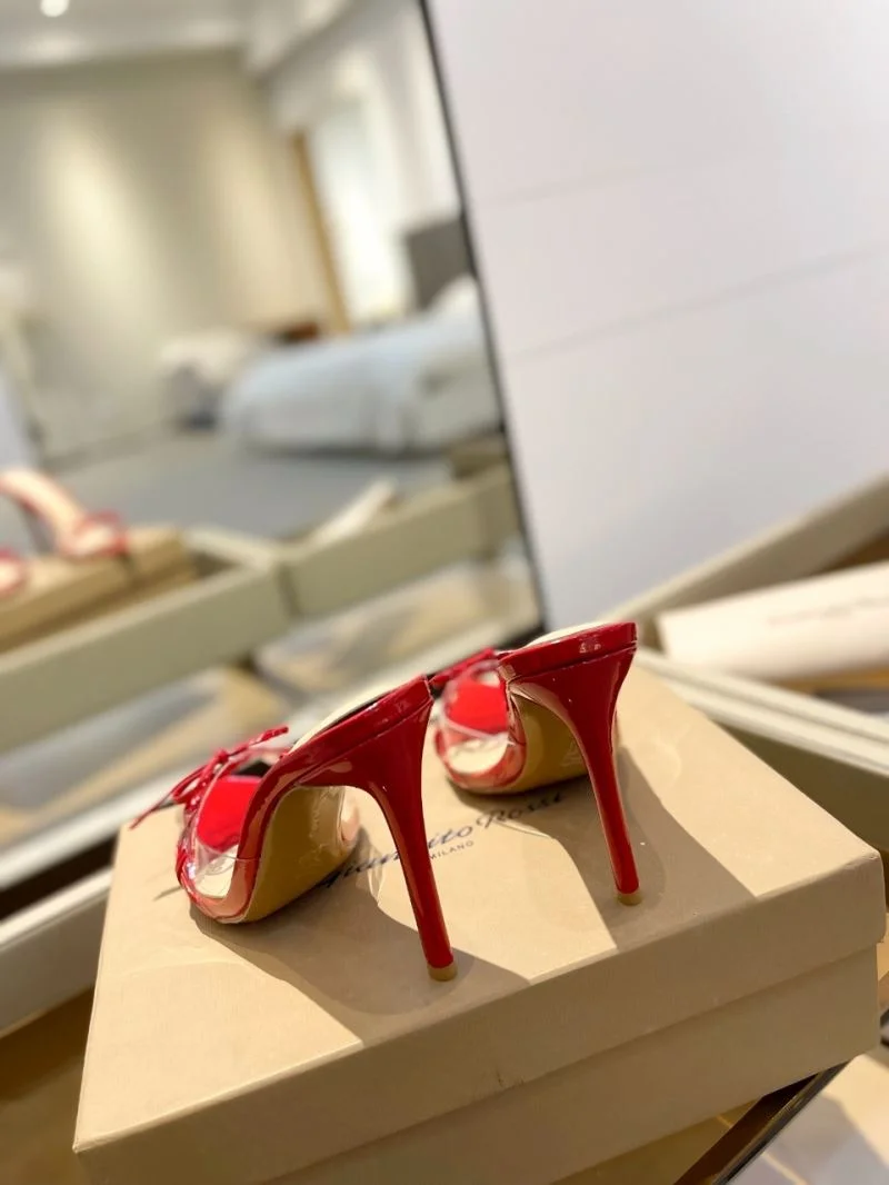 Elegant Gianvito Rossi Sandals 10001