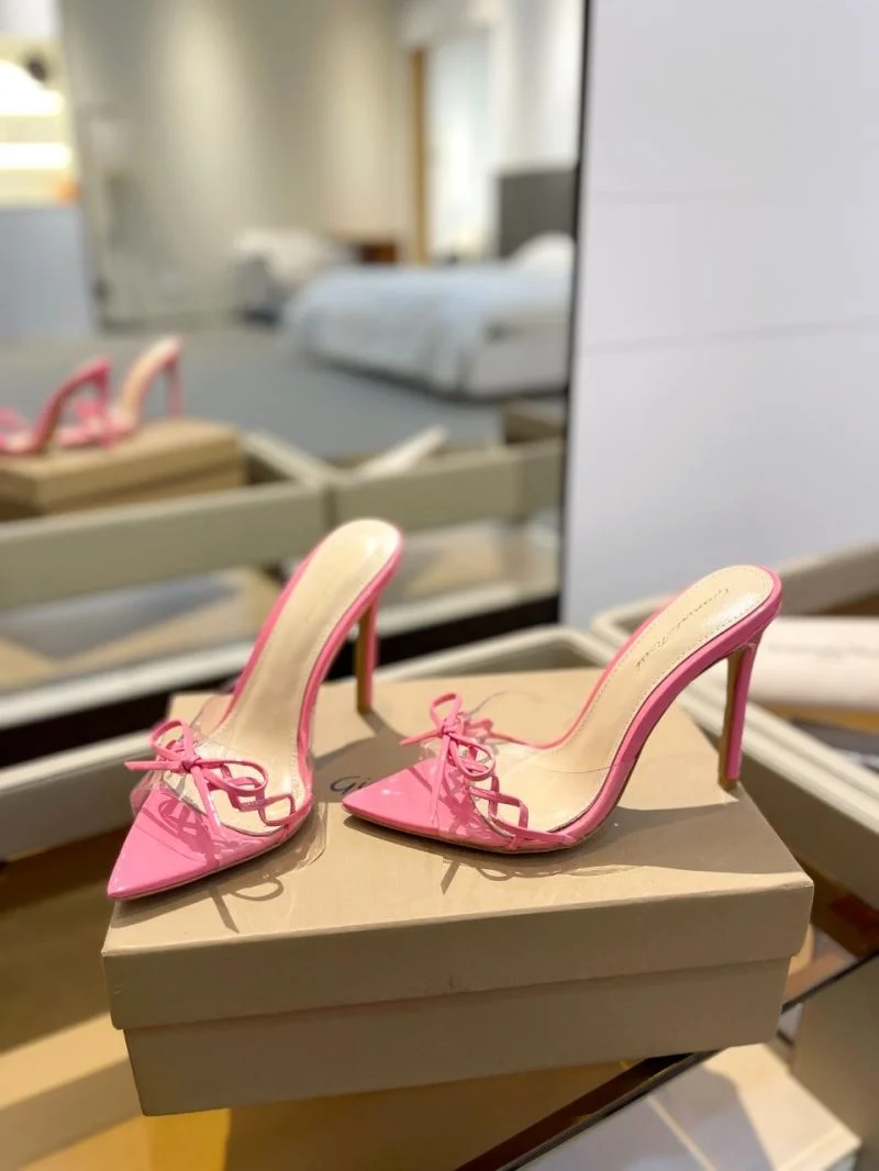 Vibrant Gianvito Rossi Sandals 10034