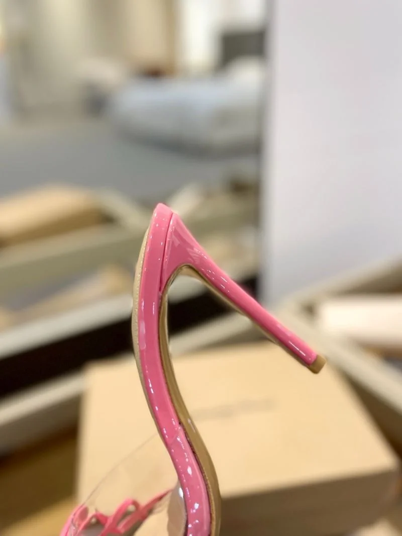 Vibrant Gianvito Rossi Sandals 10034