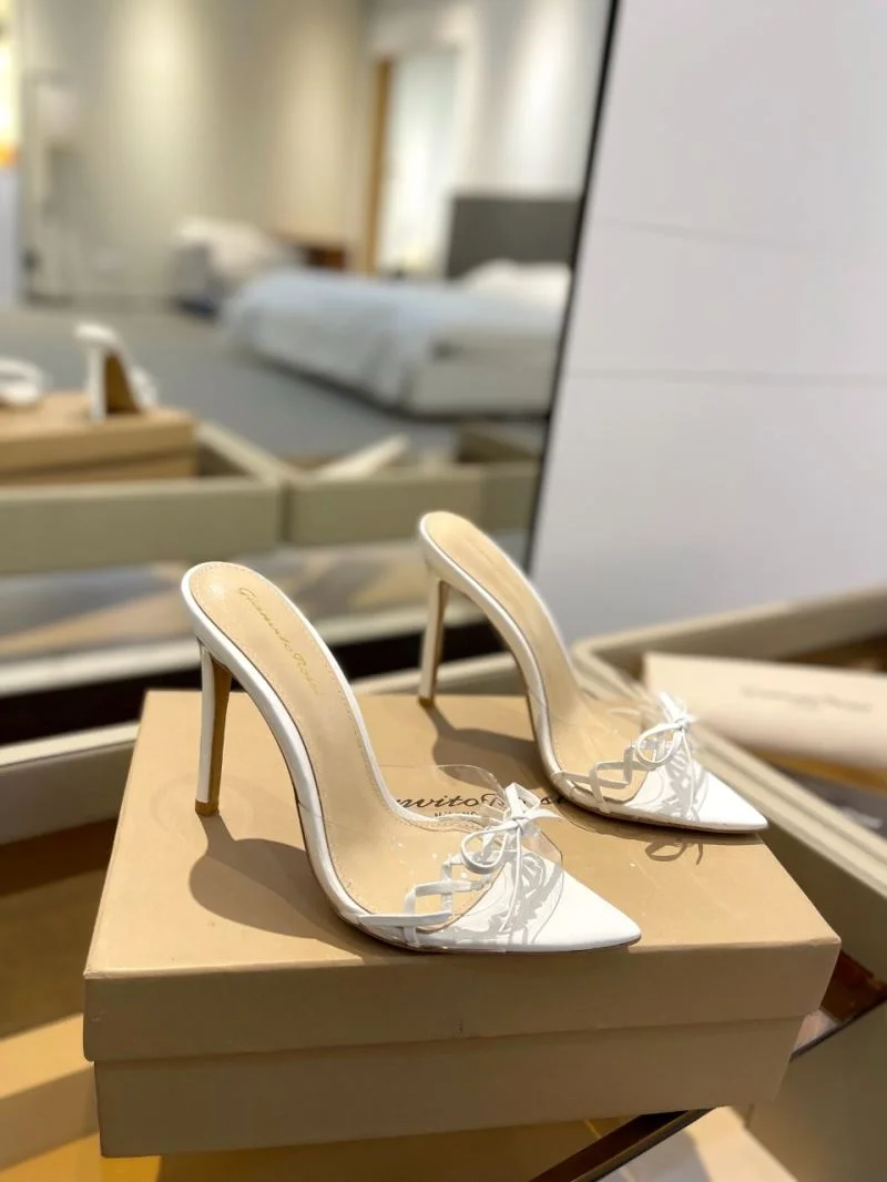 AllSeason Gianvito Rossi Sandals 10031