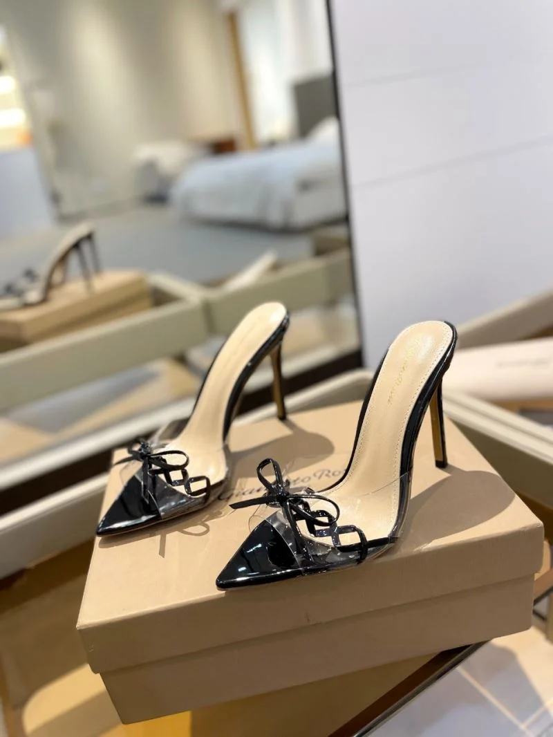 SoftTouch Gianvito Rossi Sandals 9988