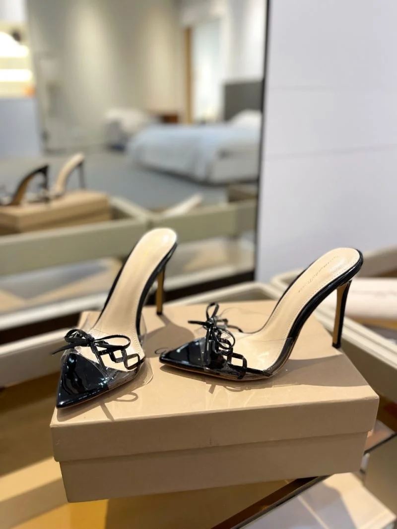SoftTouch Gianvito Rossi Sandals 9988