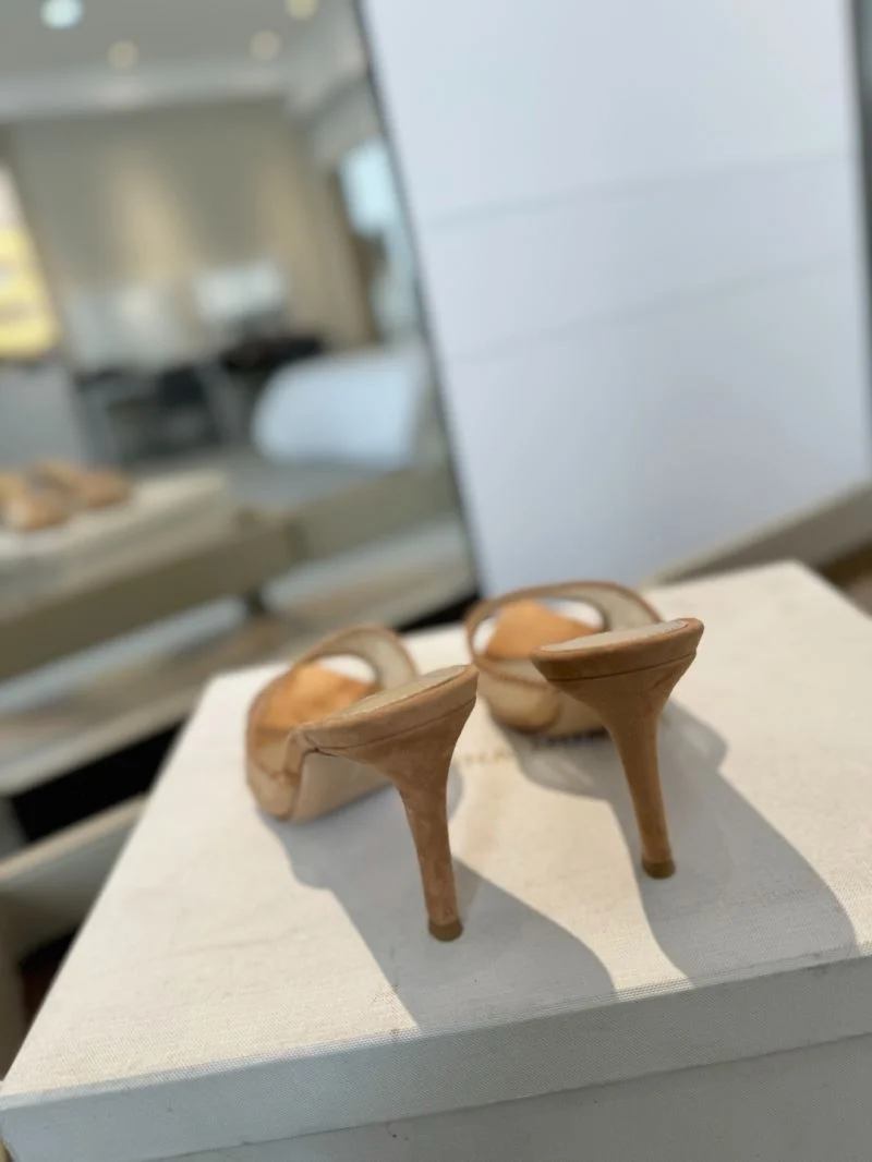 Vibrant Gianvito Rossi Sandals 10000