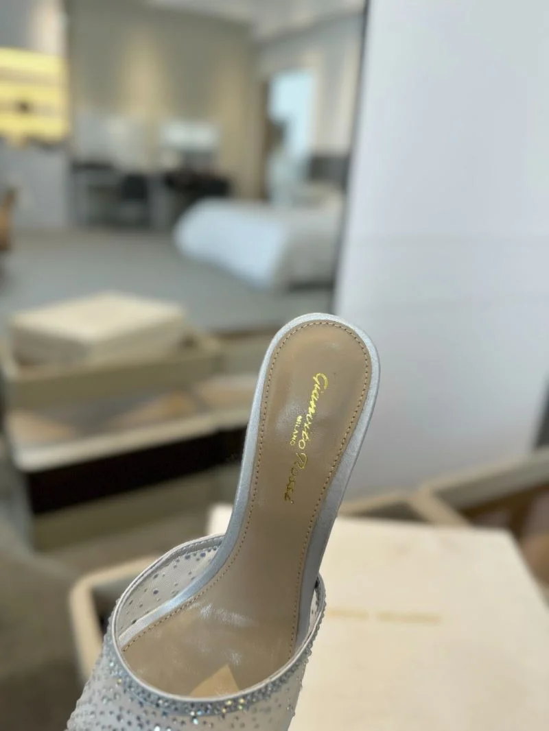 Gianvito Rossi Sandals ZipUp 10015