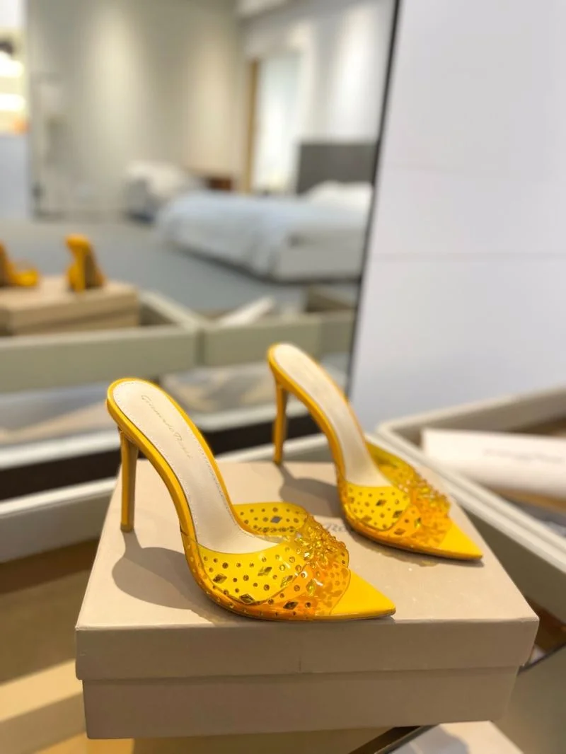 Gianvito Rossi Sandals Premium 10011