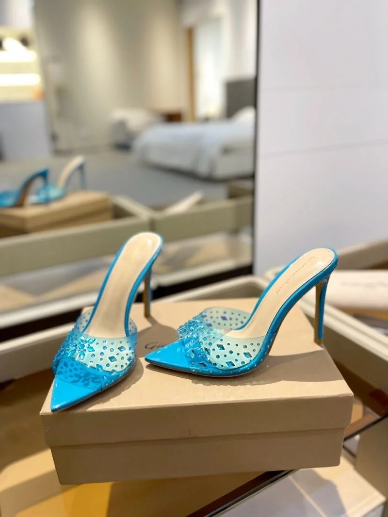 Stretchable Gianvito Rossi Sandals 10056