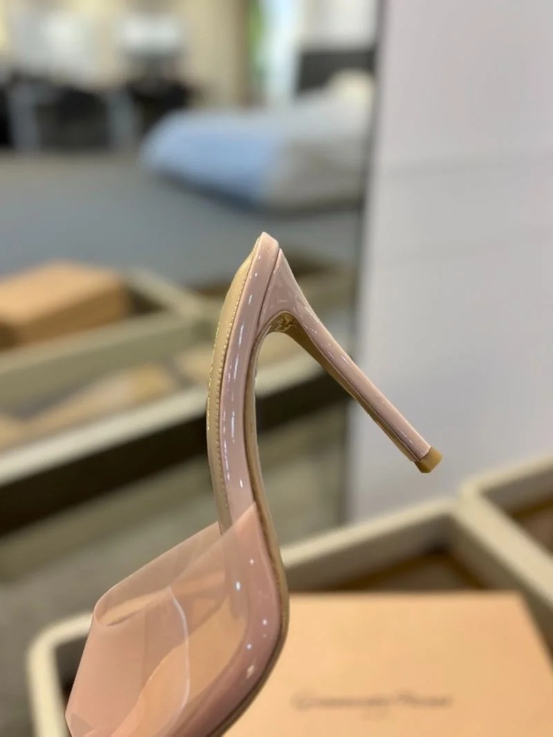 WaterResistant Gianvito Rossi Sandals 9989
