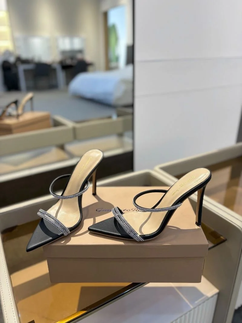 Gianvito Rossi Sandals Affordable 9987