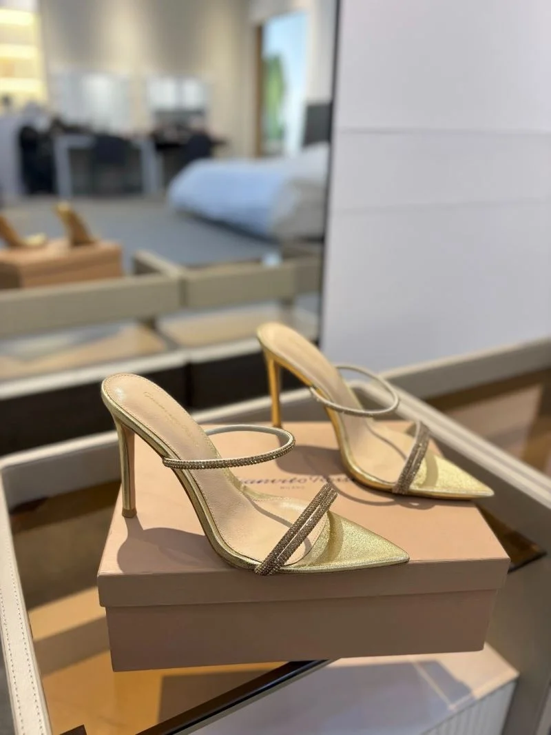 DailyWear Gianvito Rossi Sandals 10002
