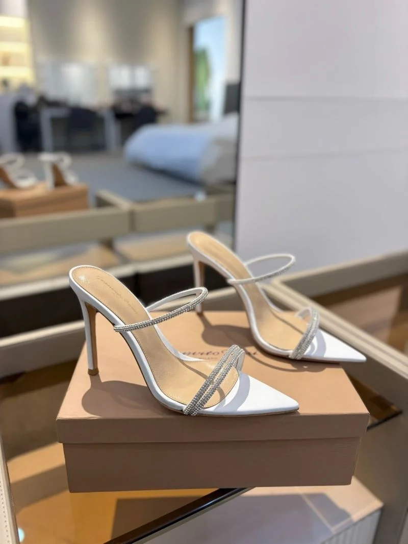 Premium Gianvito Rossi Sandals 9965