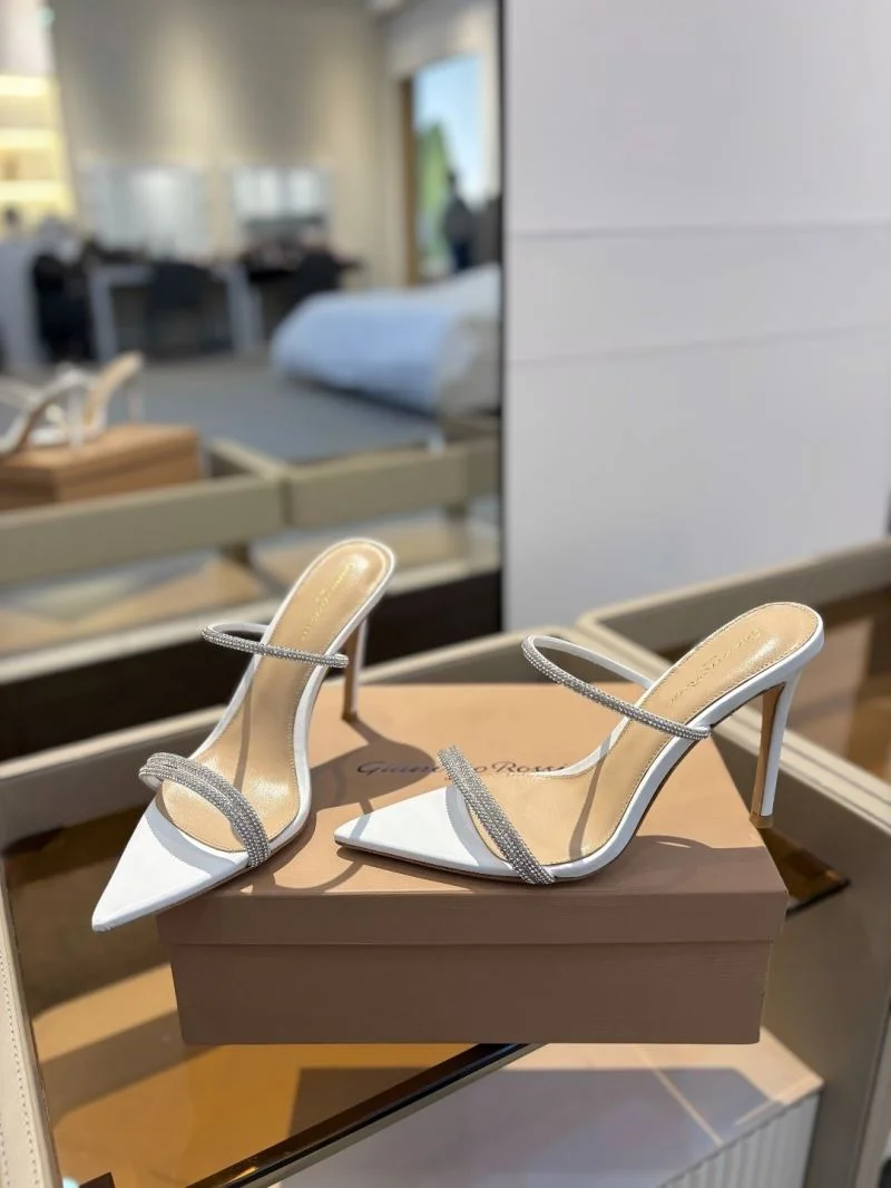 Premium Gianvito Rossi Sandals 9965
