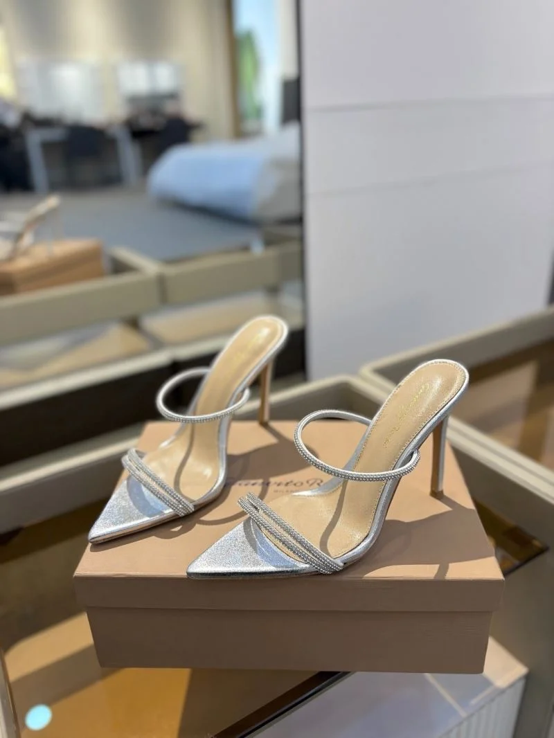 Gianvito Rossi Sandals Comfortable 10041