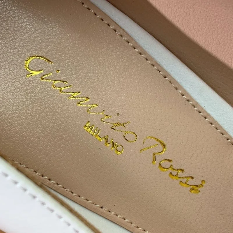 Gianvito Rossi Shoes WellDesigned 12353