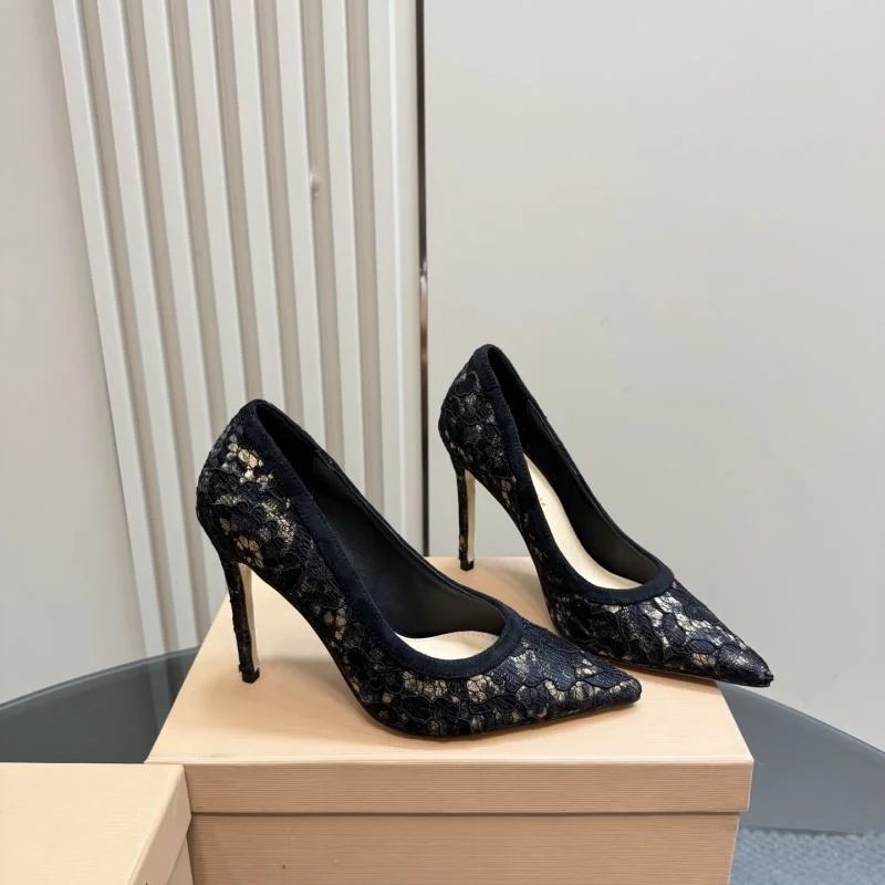 Sporty Gianvito Rossi Shoes 10038