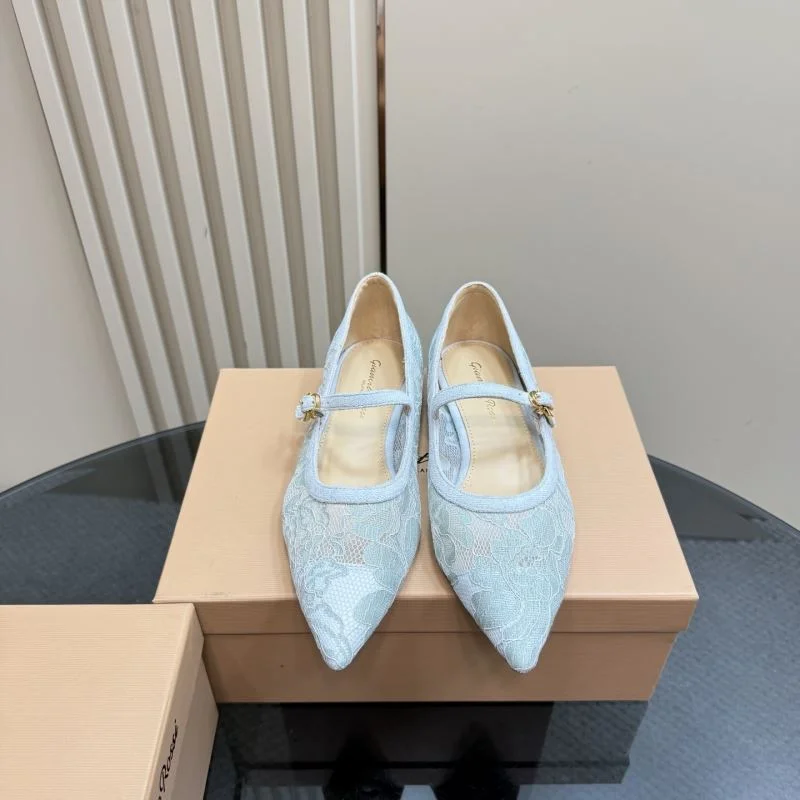 Gianvito Rossi Shoes Sporty 9992