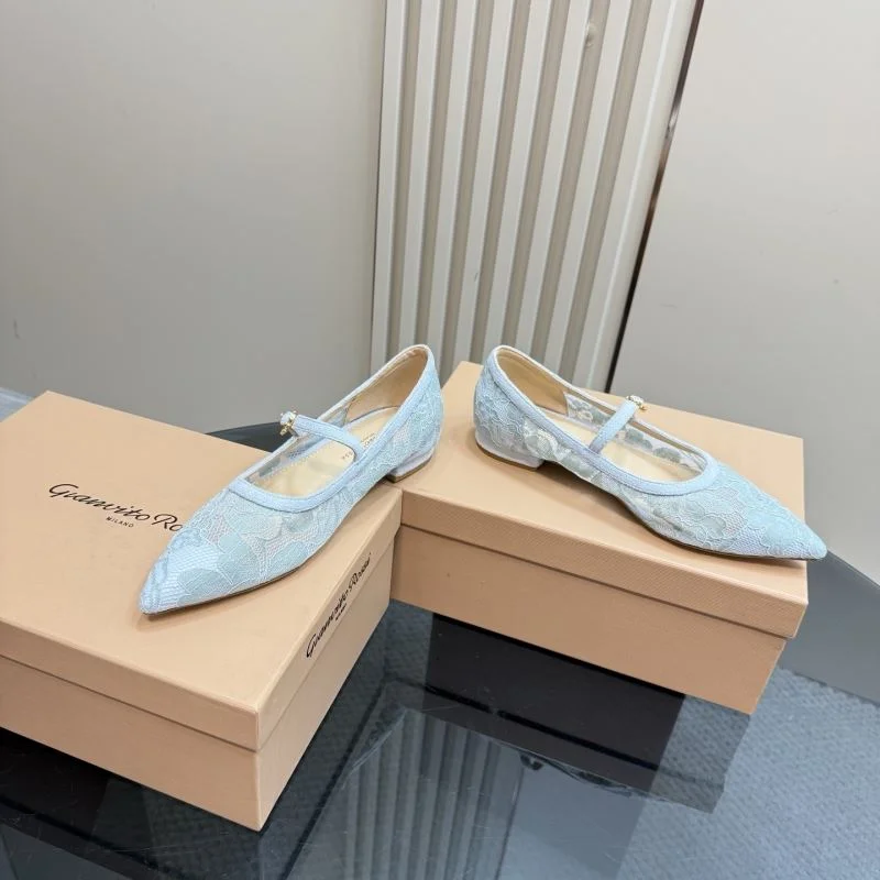 Gianvito Rossi Shoes Sporty 9992