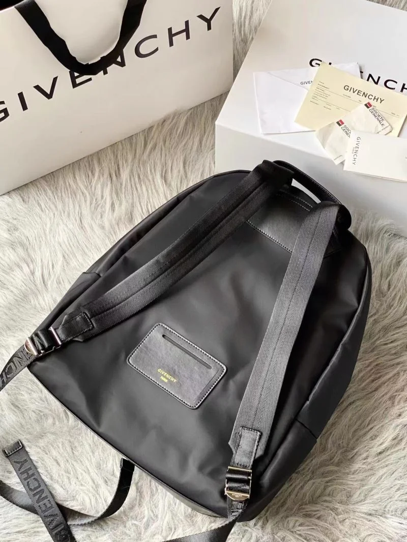 Givenchy Backpacks Vibrant 44625