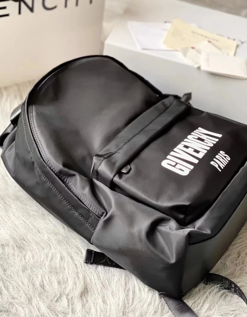 Givenchy Backpacks Vibrant 44625