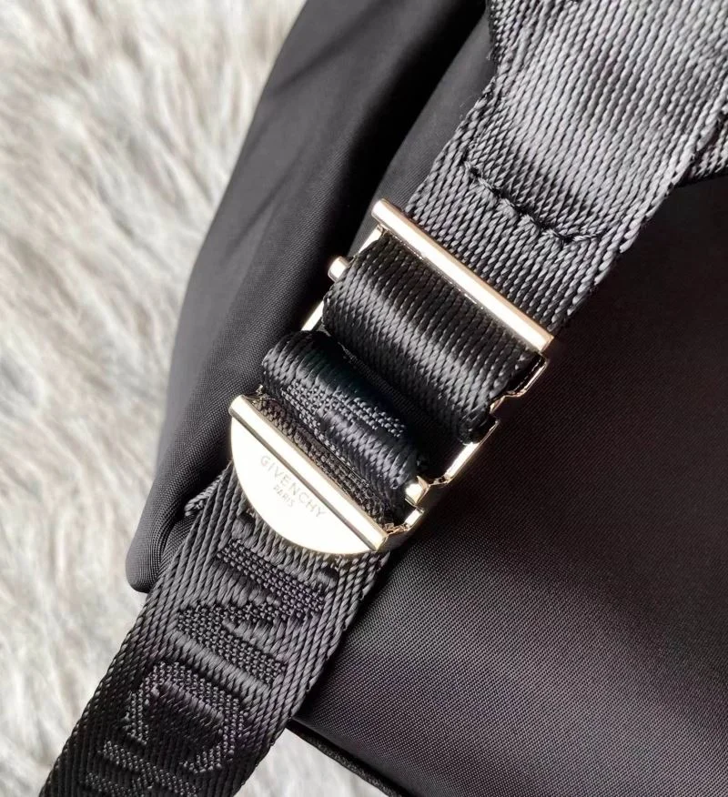 Givenchy Backpacks Vibrant 44625