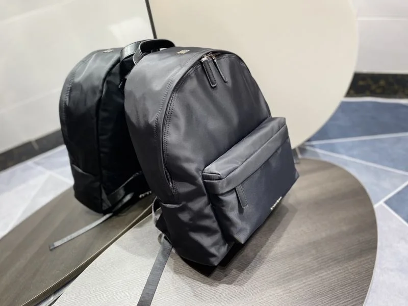 FlexibleFit Givenchy Backpacks 44701
