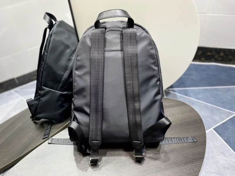 FlexibleFit Givenchy Backpacks 44701