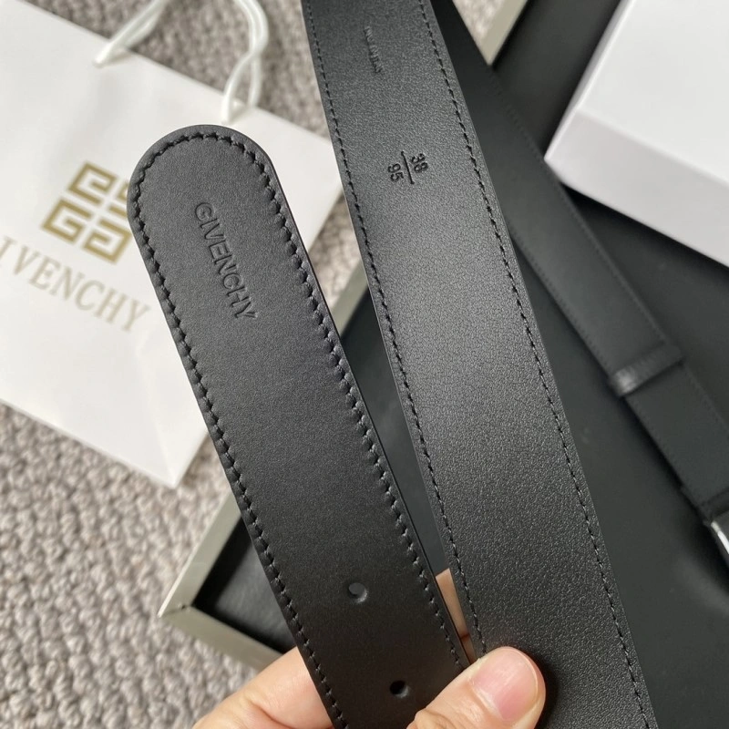 Givenchy Belts UrbanChic 289465