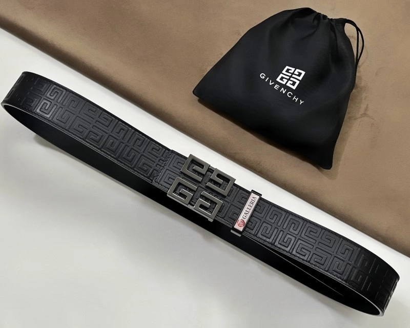 Versatile Givenchy Belts 289446