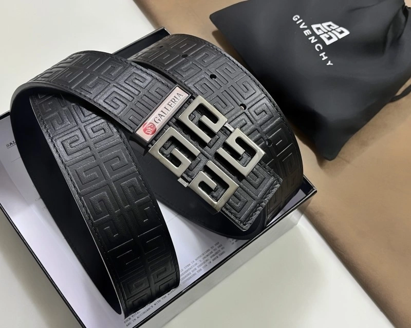 Versatile Givenchy Belts 289446