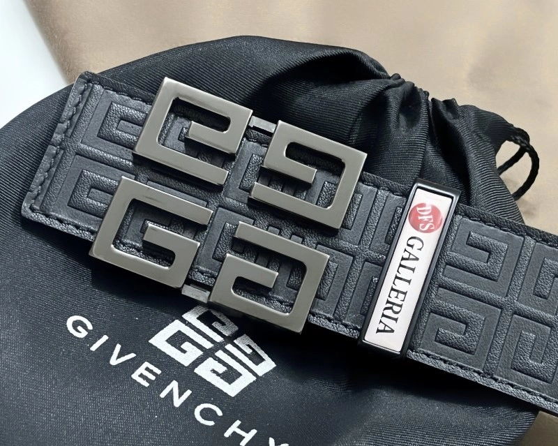 Versatile Givenchy Belts 289446