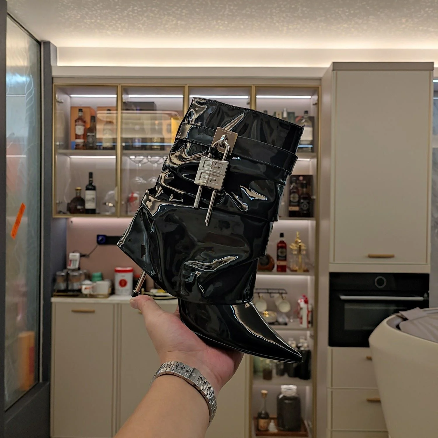 Fashionable Givenchy Boots 8090