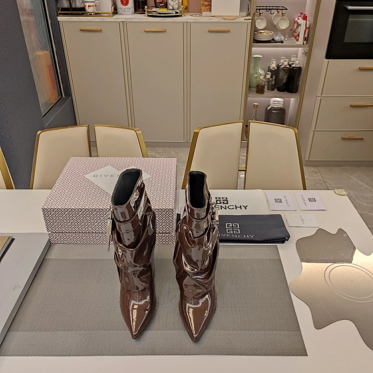 Givenchy Boots Bold 8125