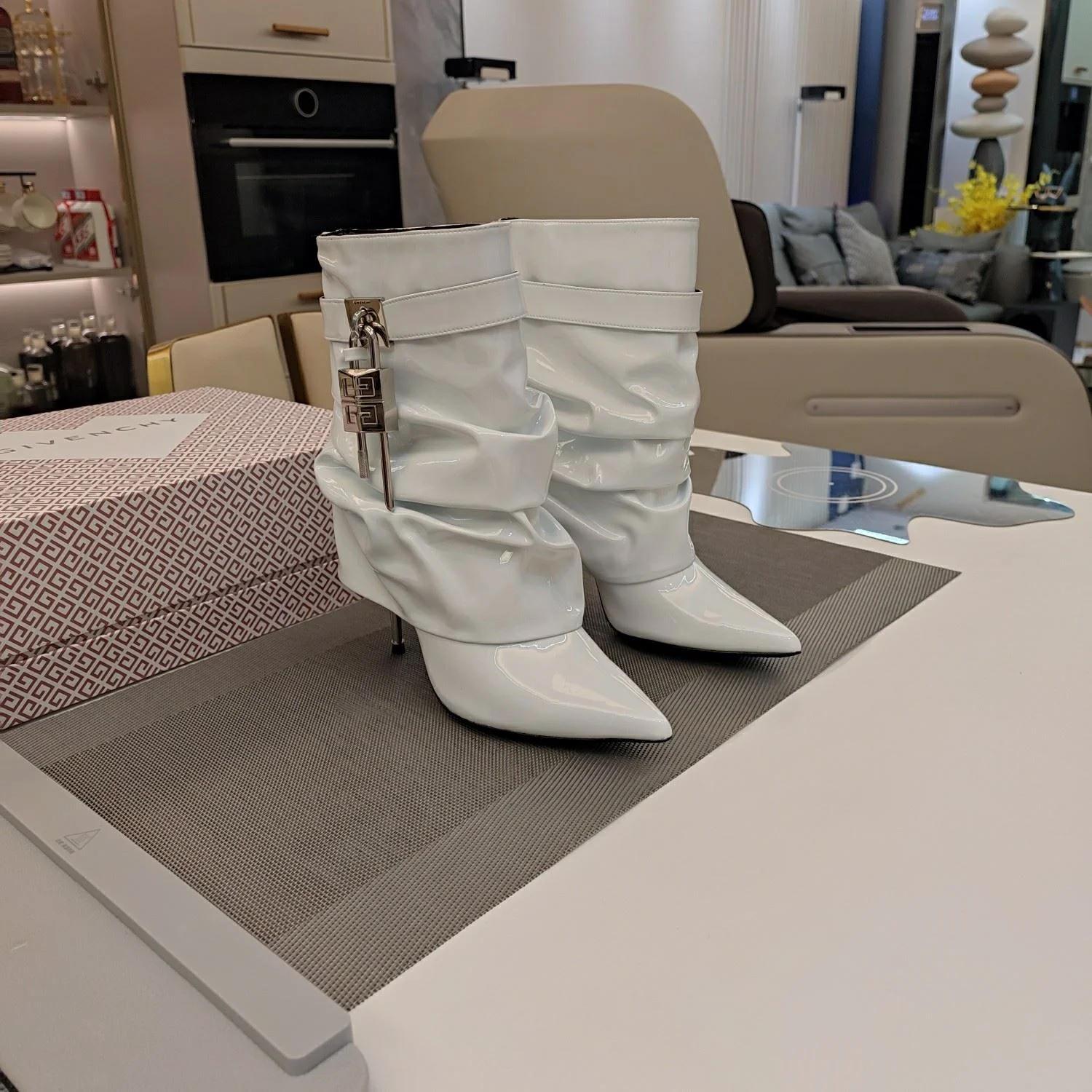 Givenchy Boots Sustainable 8105