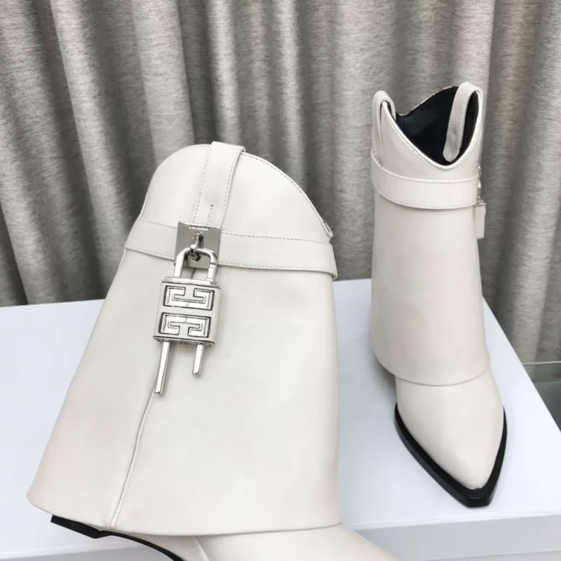 TimelessDesign Givenchy Boots 15713