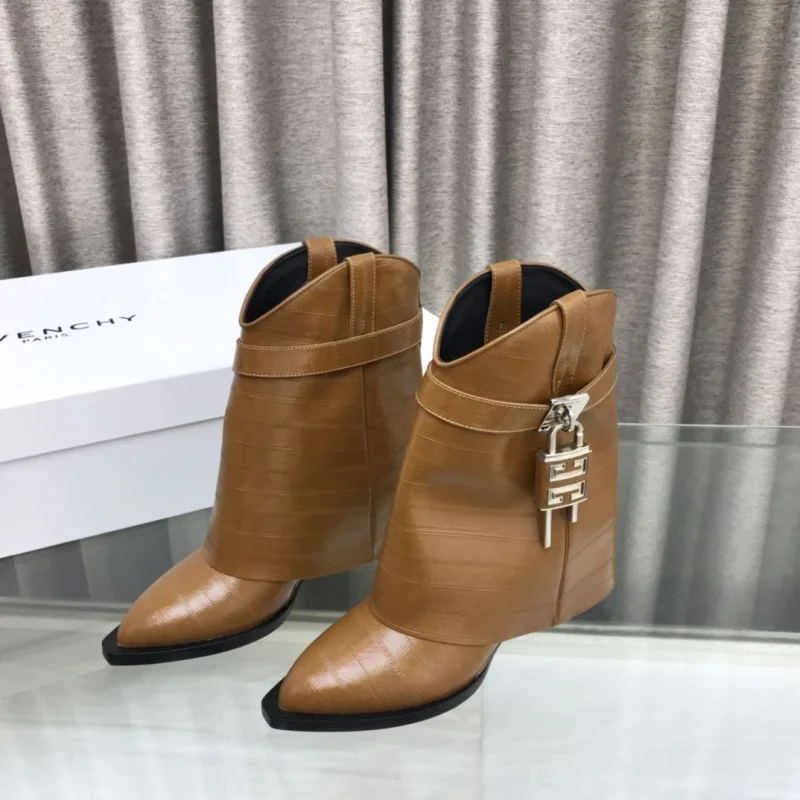 Givenchy Boots MultiPurpose 15715
