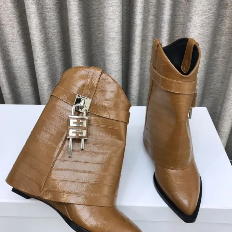 Givenchy Boots MultiPurpose 15715