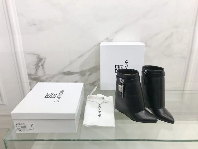 Givenchy Boots TechFriendly 15727