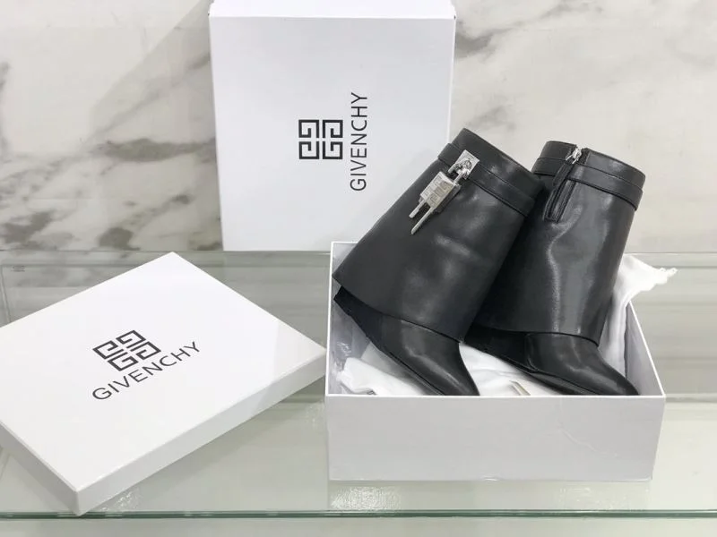 Givenchy Boots TechFriendly 15727
