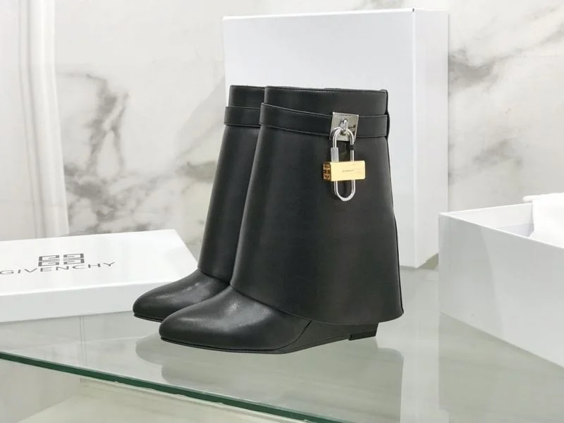 Givenchy Boots TechFriendly 15727