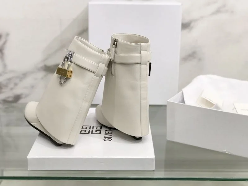 Givenchy Boots FreshLook 15709