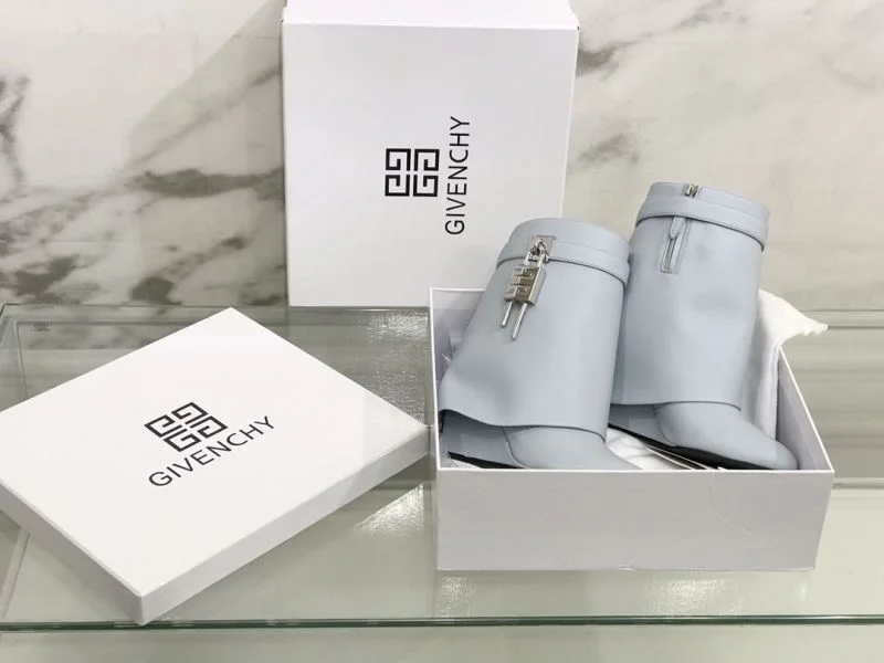 Givenchy Boots SunProtective 15741