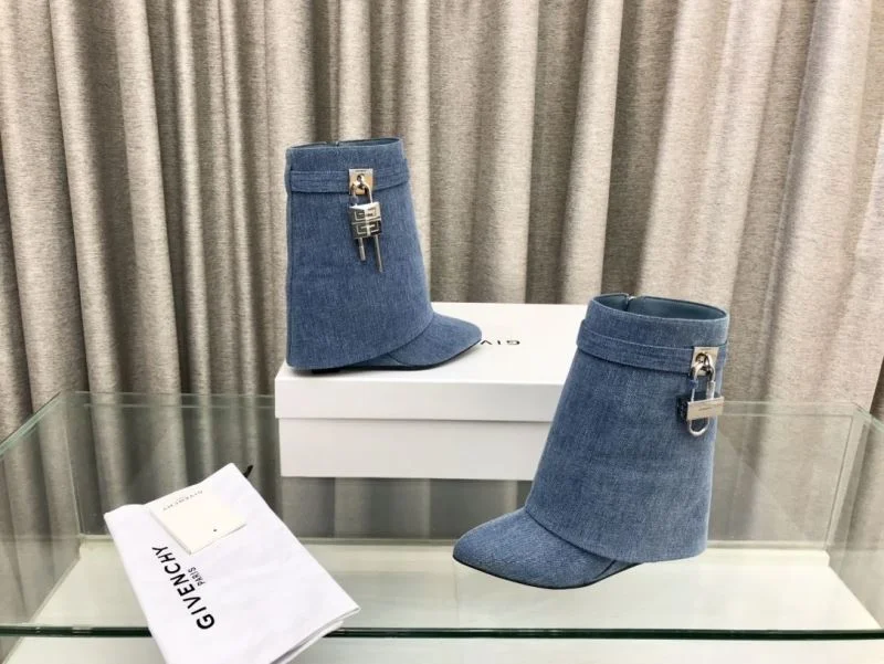 Givenchy Boots UrbanChic 15705