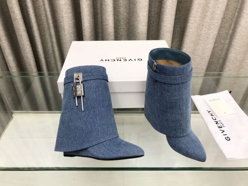 Givenchy Boots UrbanChic 15705