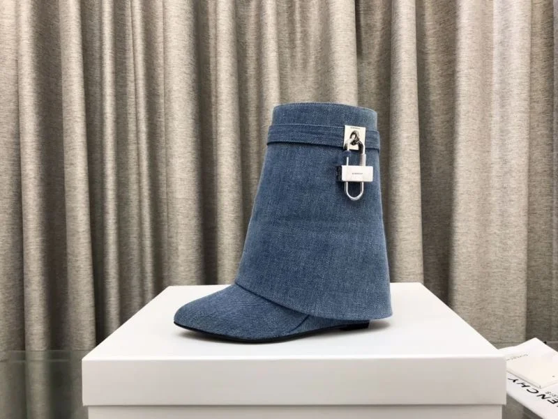Givenchy Boots UrbanChic 15705