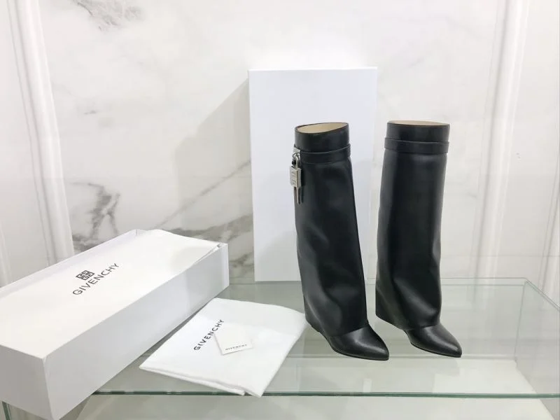 Givenchy Boots ZipUp 15703