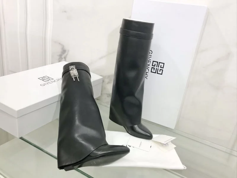 Givenchy Boots ZipUp 15703