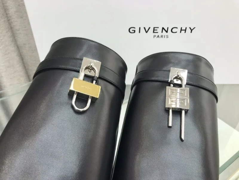 Givenchy Boots ZipUp 15703