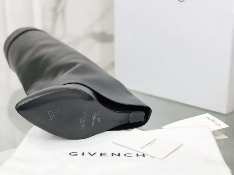 Givenchy Boots ZipUp 15703