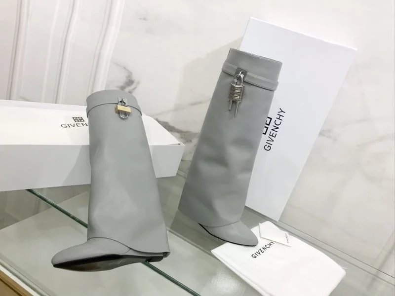 Givenchy Boots WellDesigned 15704